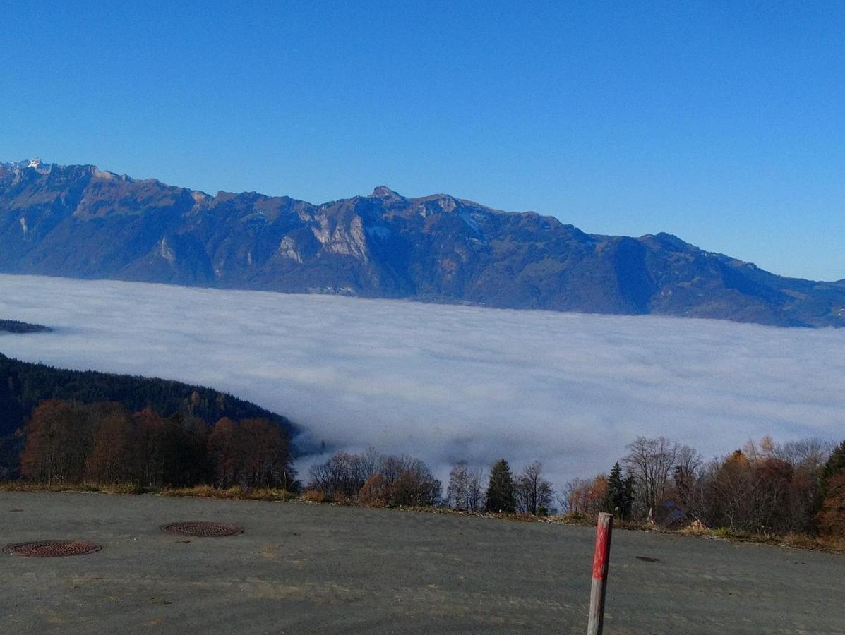Gasthaus Krone Ubersaxen ภายนอก รูปภาพ
