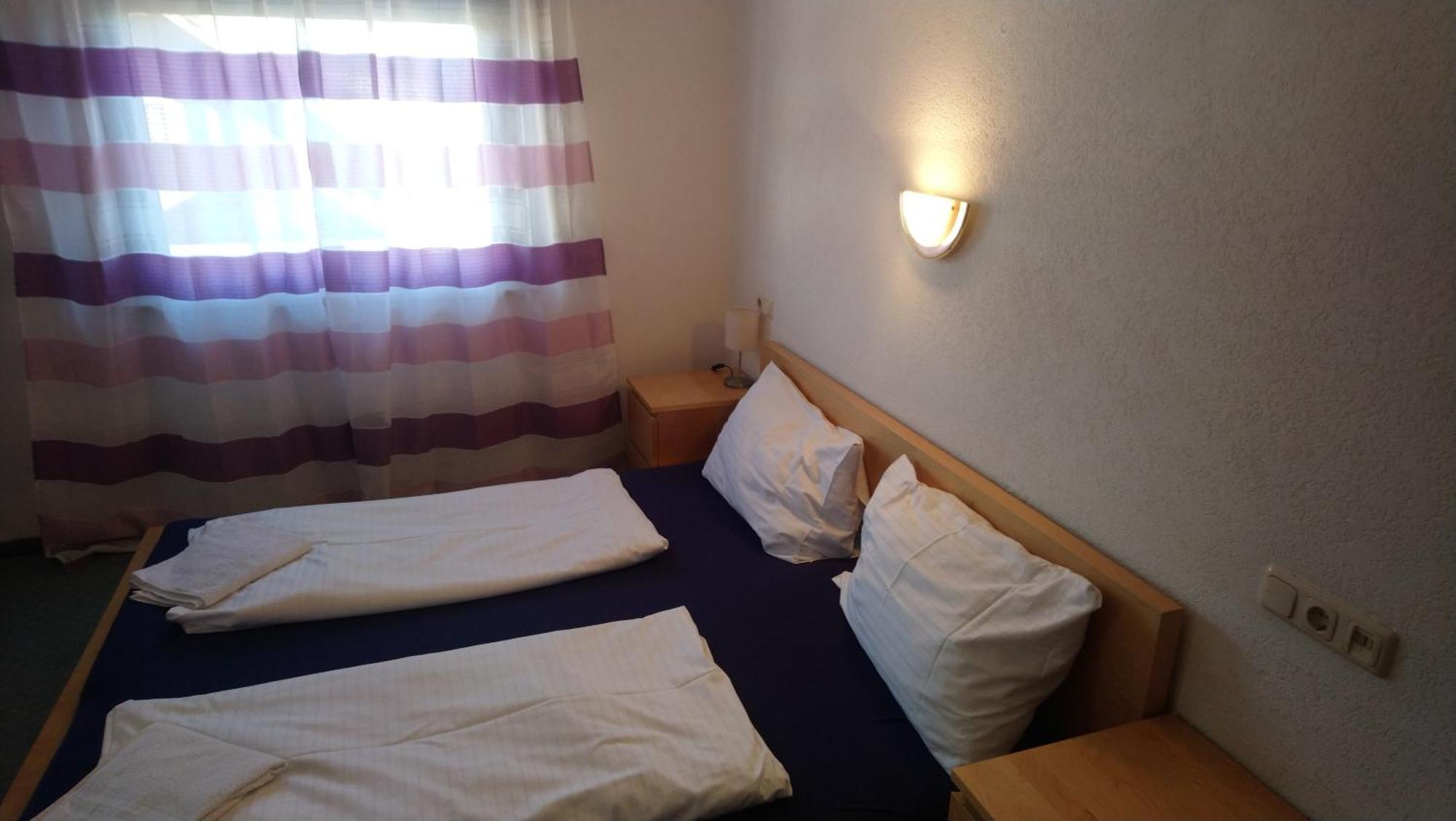 Gasthaus Krone Ubersaxen ห้อง รูปภาพ